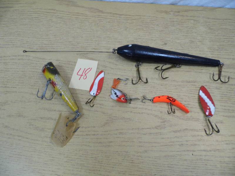 lot 48 image: Assorted Lures - Tackle