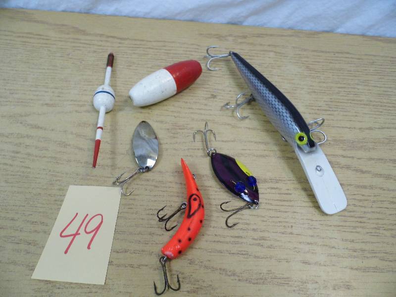 lot 49 image: Assorted Lures - Tackle