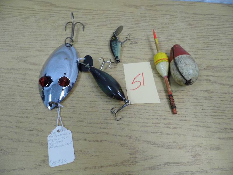 lot 51 image: Assorted Lures - Tackle