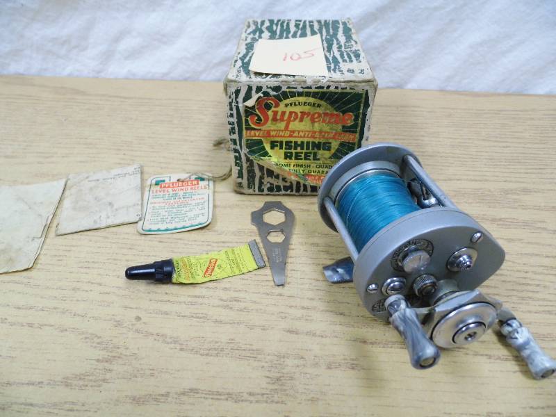 lot 105 image: Pflueger Supreme Reel