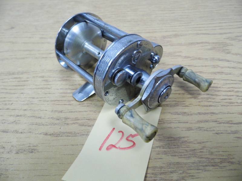 lot 125 image: Pflueger Reel
