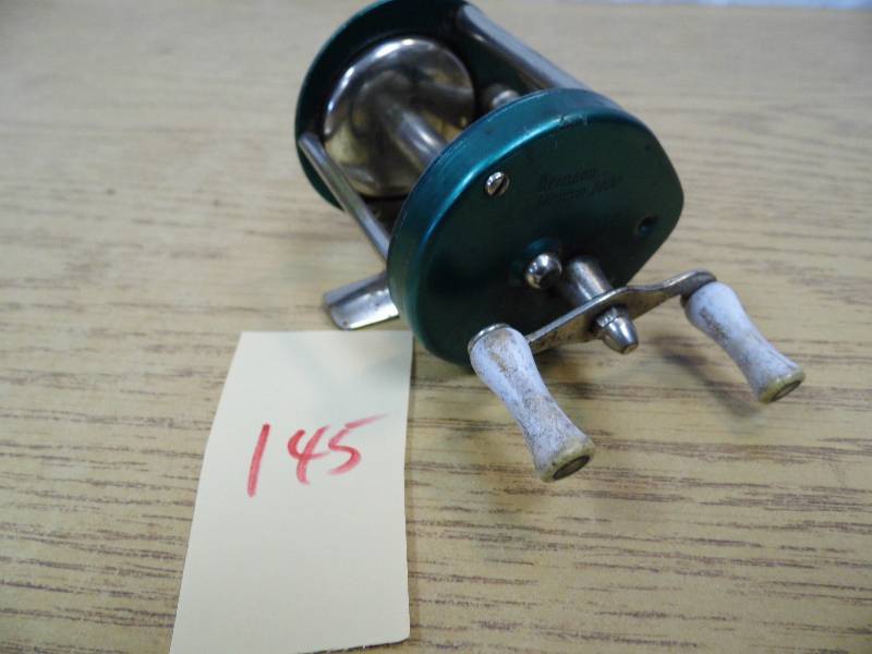 lot 145 image: Bronson Metero Reel