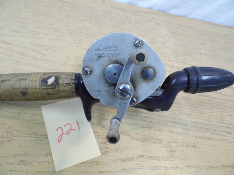 lot 221 image: Pole w Langle Reel