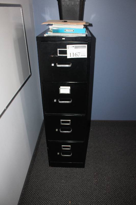 lot 1167 image: Hon 4-Drawer Metal File Cabinet