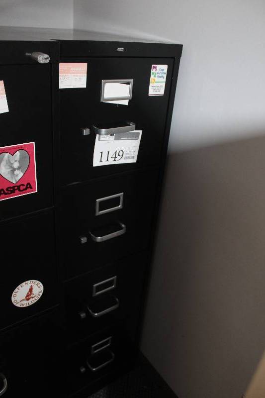 lot 1149 image: Hon 4-Drawer Metal File Cabinet