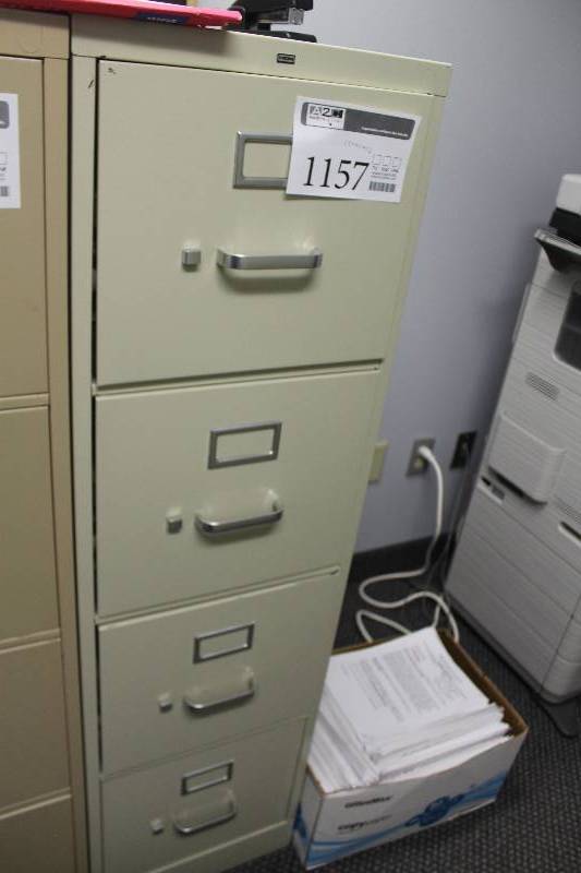 lot 1157 image: Hon 4-Drawer Metal File Cabinet