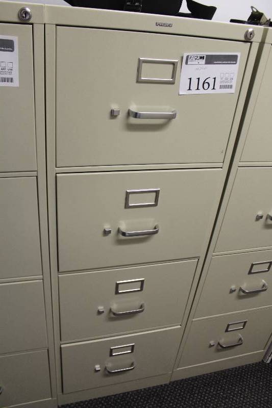 lot 1161 image: Hon 4-Drawer Metal File Cabinet