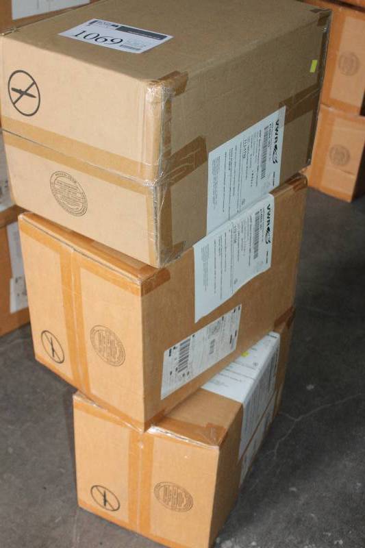 Lot of (3) Boxes of VWR Basic Protection SMS Labcoats w 3-Pockets