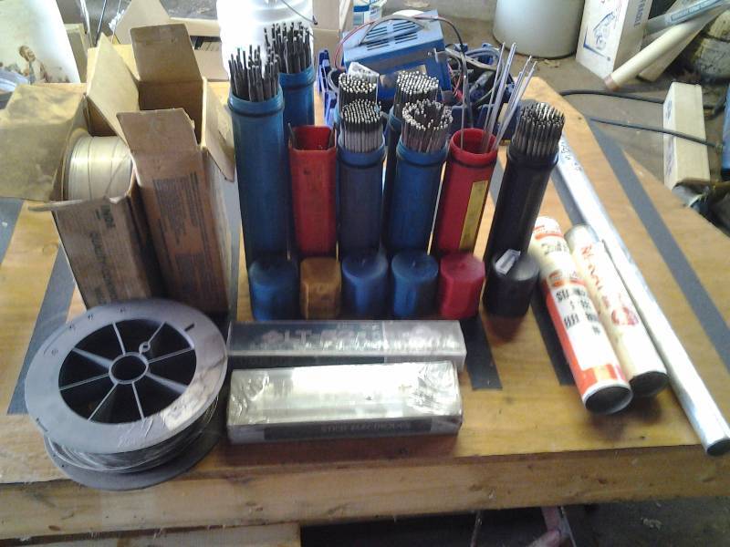 lot 17 image: Log Lot Of Welding Rods, Braising Rods, Welding Wire