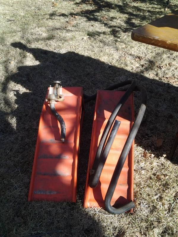 lot 55 image: Pair Car Ramps, Hoses, Pump