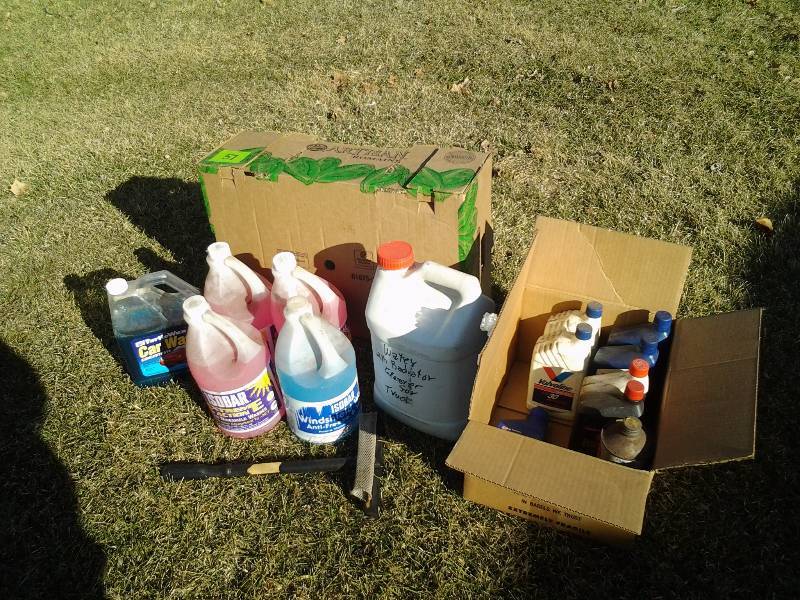 lot 57 image: Window Washer Fluid, Car Wash, Oil & Other Car Related
