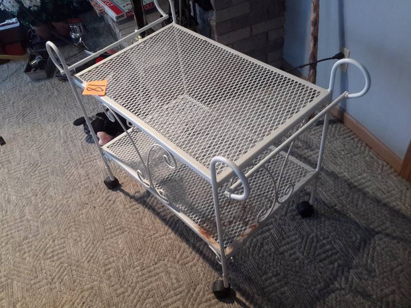lot 18 image: White Wrought Iron Service Cart