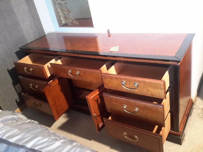 lot 2 image: Beautiful Wood BureauDresser with drawers and center cupboard
