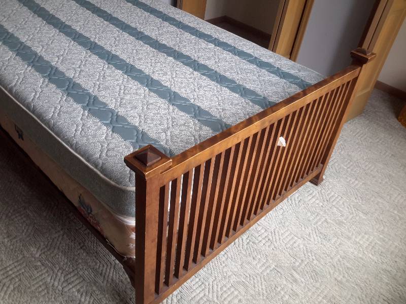 lot 34 image: Nice Double Bed.. Solid wood headfootboard..