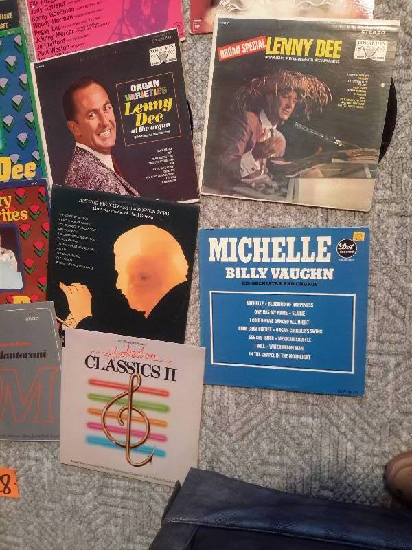 lot 28 image: 23 LP albums as pictured