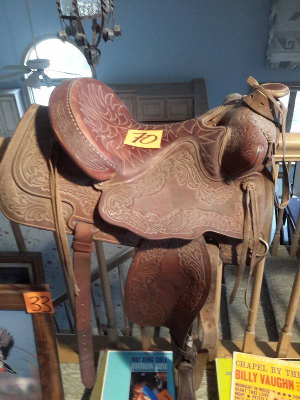lot 70 image: Western Saddle as pictured