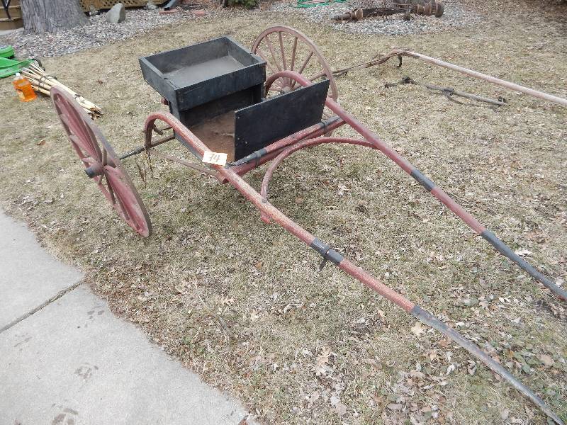 lot 74 image: Trotter Cart.. Looks complete