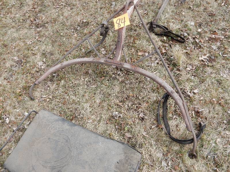 lot 84 image: Part of a 2 Horse Trotter Cart..