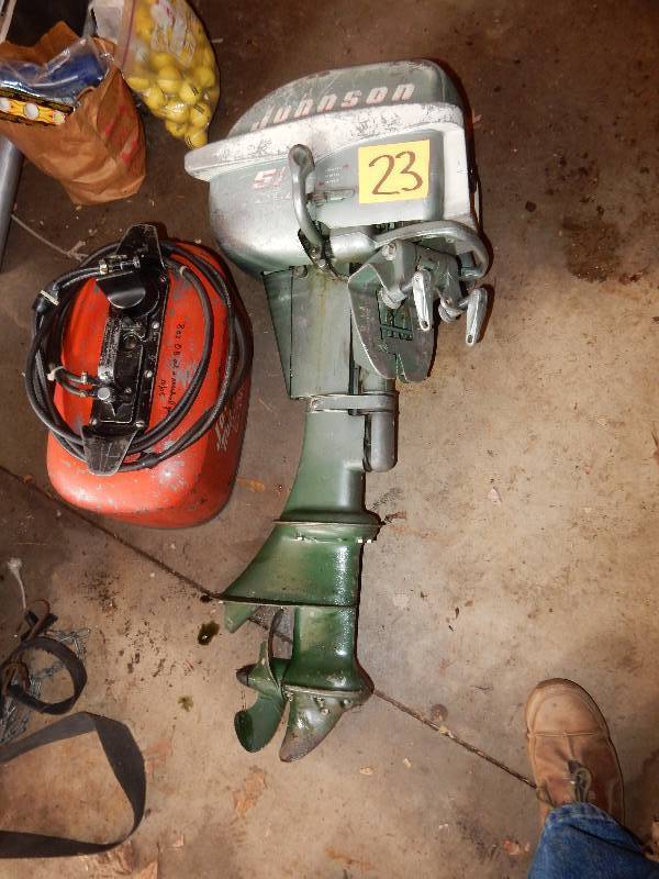 lot 23 image: Johnson, 5 12 HP motor.. This worked when last used