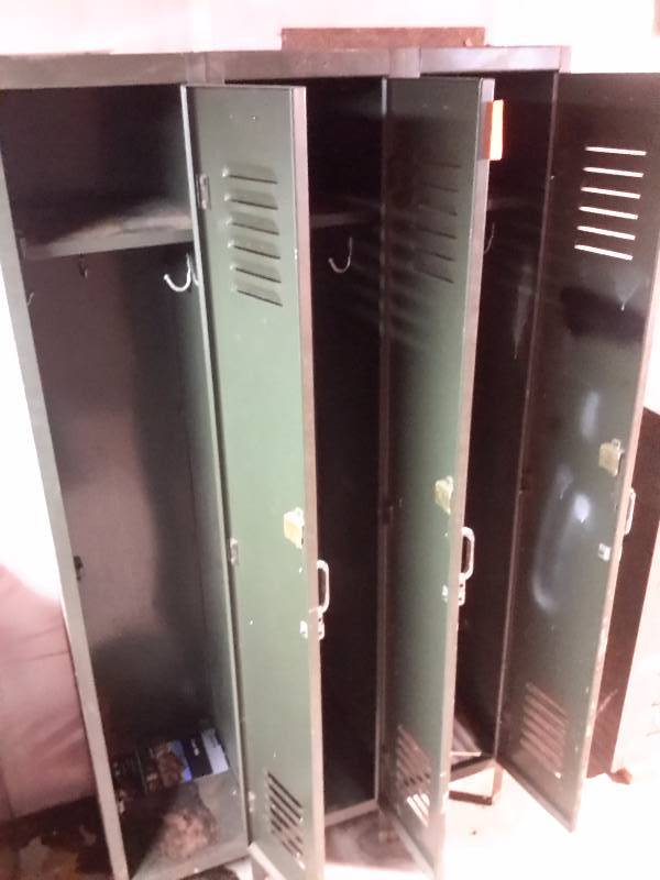 lot 148 image: Set of Lockers (3).  Nice shape.. One had something spilled in the bottom.. Not sure what it is.