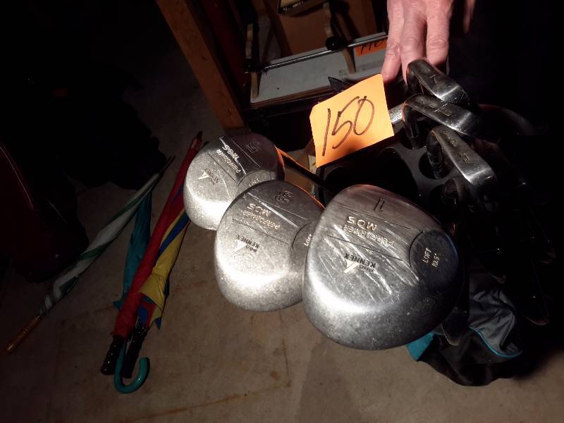 lot 150 image: Set of Golf clubs as pictured. PRO Kennex.