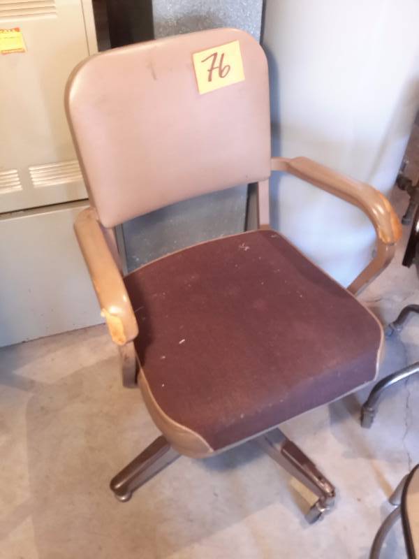 lot 76 image: 3 Vintage Office Chairs