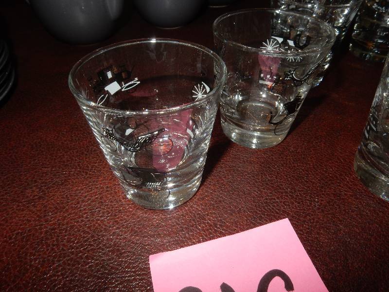 lot 21C image: Set of low ball, cocktail glasses as pictured
