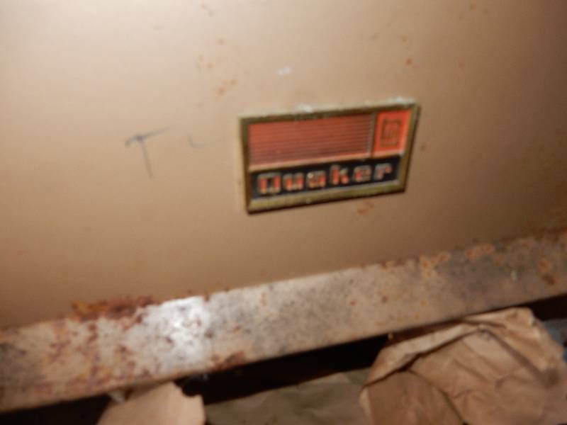 lot 217 image: Quaker, Gas Stove
