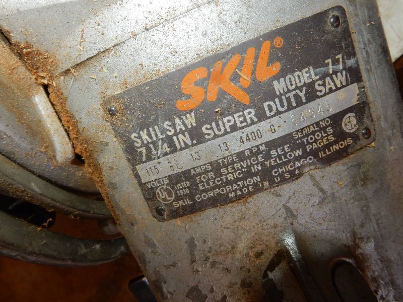 lot 128D image: SKIL, 7 14 in Super Duty Saw.. Model 77