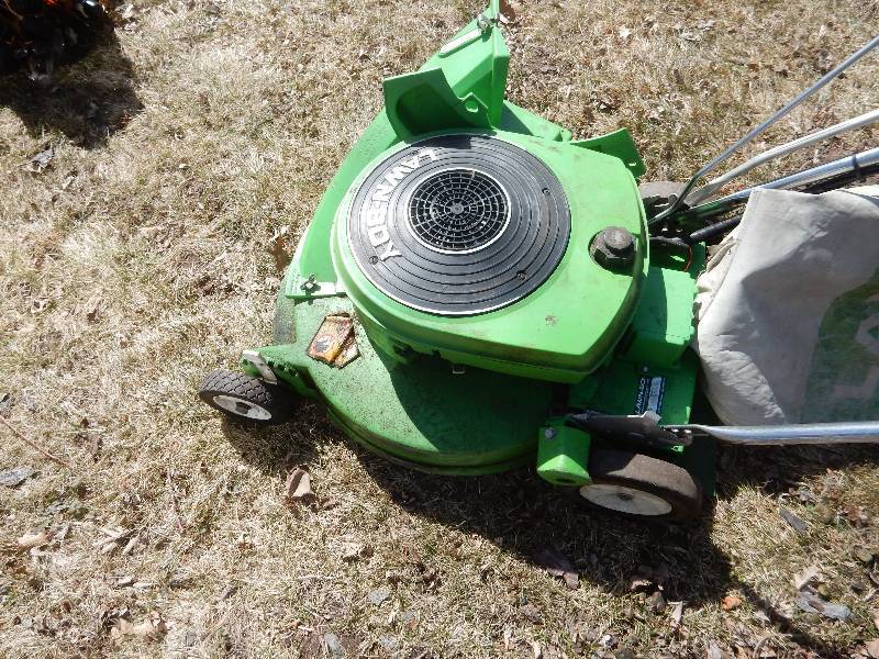 lot 20A image: Lawnboy Lawn Mower