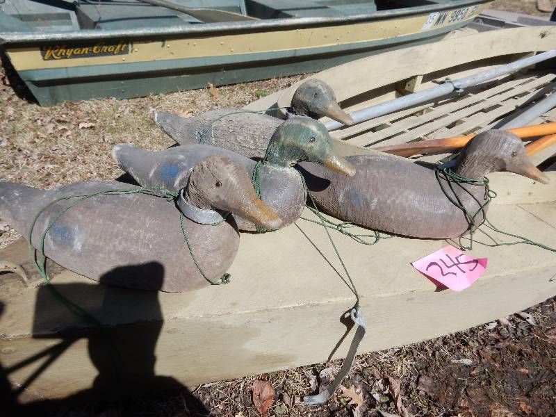 lot 245 image: 4, ALL WOOD, Duck Decoys
