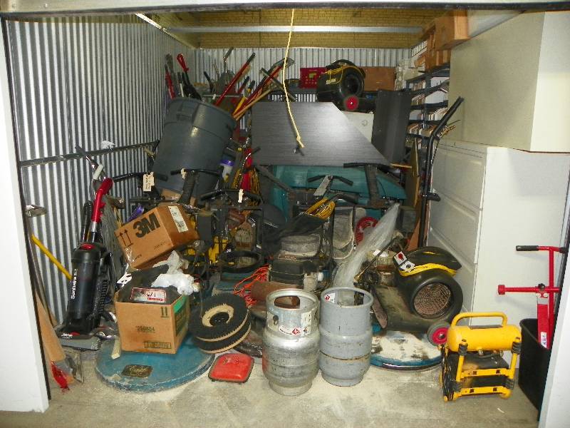 STORAGE LOCKER #20 UNIVERSITY STORAGE