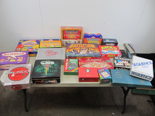 lot 14 image: Large Lot of Newer Board Games etc.