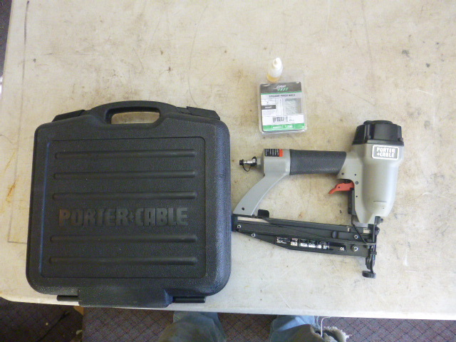 lot 11 image: Porter-Cable Finish Nailer