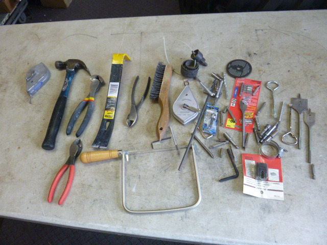 lot 30 image: Miscellaneous Tools