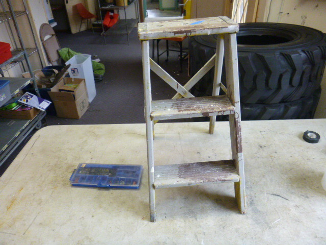 lot 43 image: Wire Stripper and Step Stool