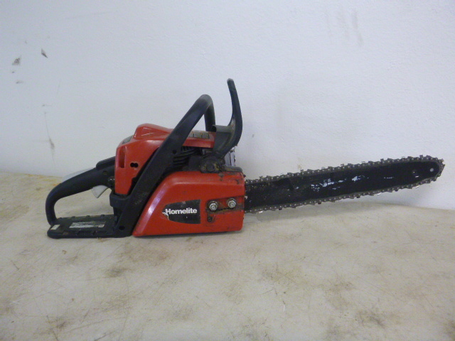 lot 66 image: Homelite Chainsaw