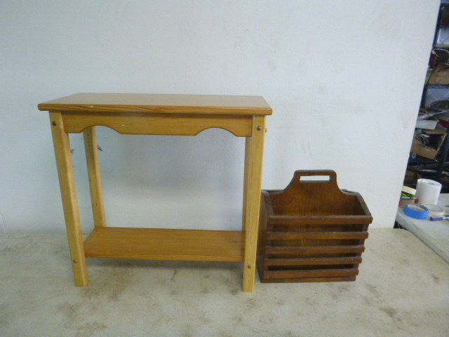 lot 112 image: Small Couch Table and Magazine Rack