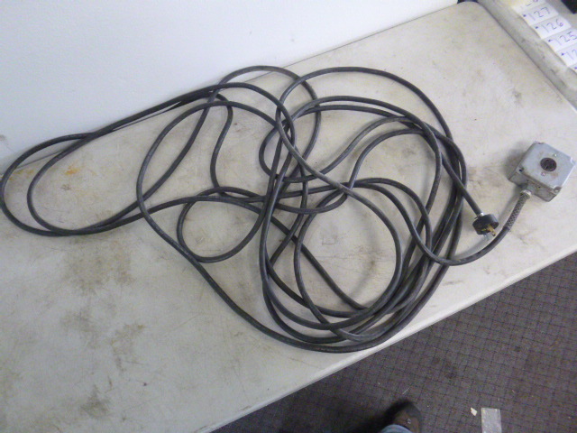 lot 122 image: Electric Cord