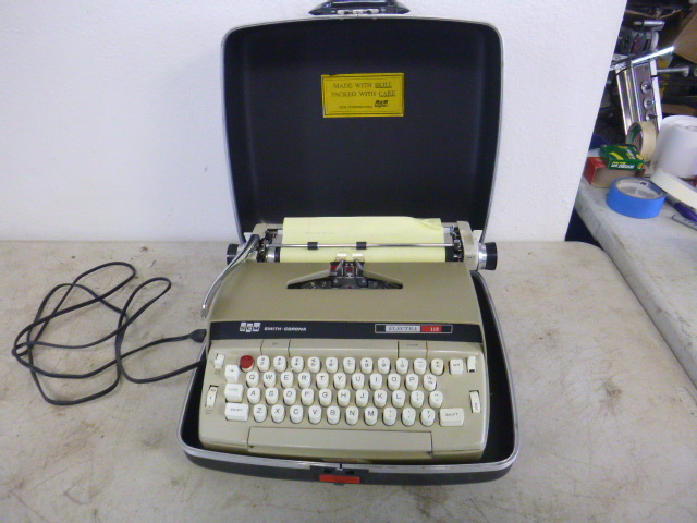 lot 135 image: Smith-Corona Electra 110 Typewriter