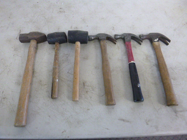 lot 136 image: 6 Hammers