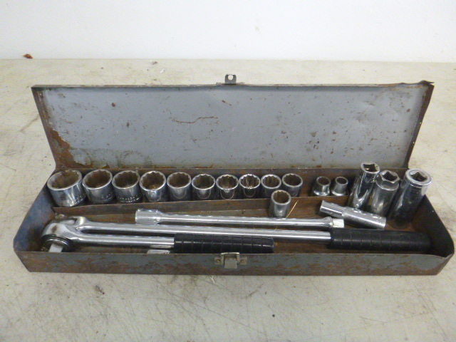 lot 138 image: Socket Set
