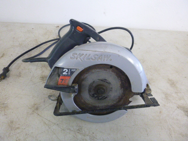 lot 139 image: Skilsaw Circular Saw