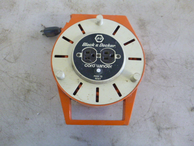 lot 141 image: Black & Decker Cord Winder