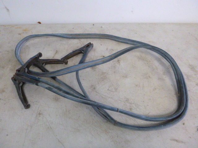 lot 148 image: Jumper Cables