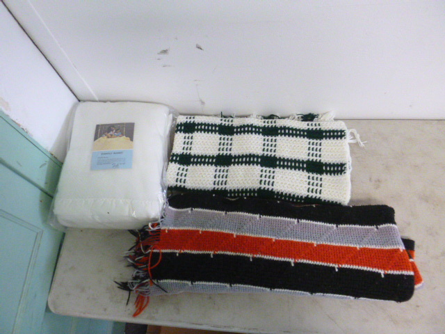 lot 193 image: 2 Afghans and Twin Blanket