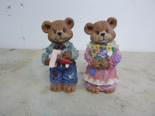 lot 194 image: 2 Bear Coin Banks