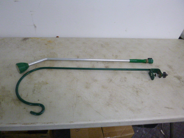 lot 231 image: SMC 36 Watering Wand and Deck Rail