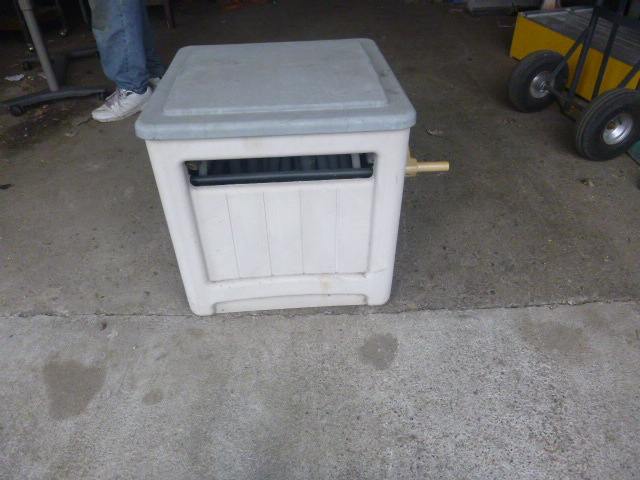 lot 259 image: Suncast Hose Reel