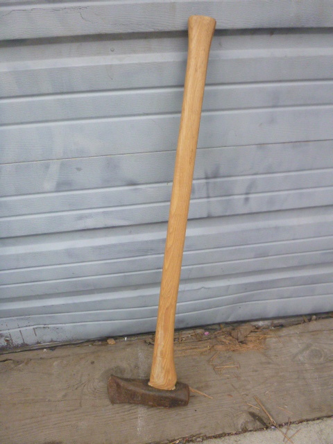 lot 273 image: Splitting Maul